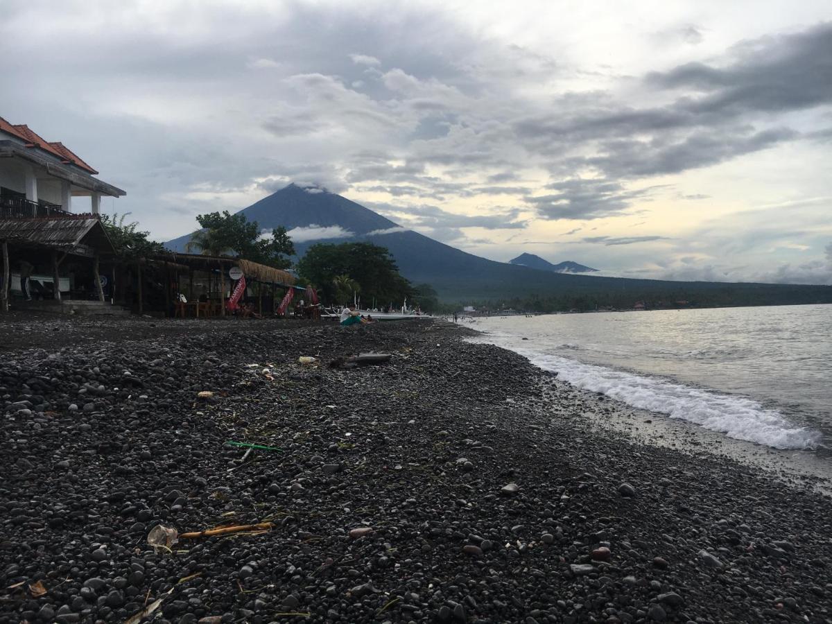 Amed Sunset Beach Extérieur photo